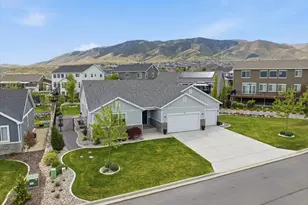 63 E Bliss Dr, Saratoga Springs, UT 84045 - Photo 4