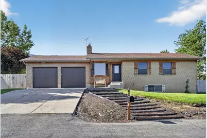684 E Bridger, Elk Ridge, UT 84651 - Photo 2