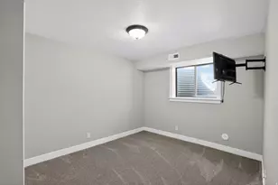 684 E Bridger, Elk Ridge, UT 84651 - Photo 34