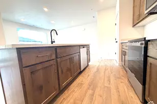 253 E Volunteer Dr, Spanish Fork, UT 84660 - Photo 6