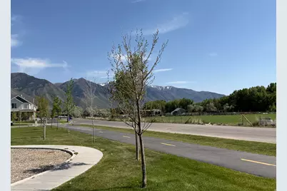 253 E Volunteer Dr #8-204, Spanish Fork, UT 84660 - Photo 32