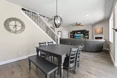 7816 Buckhorn Rd, Lake Point, UT 84074 - Photo 8