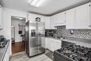4795 W 5055 S, Kearns, UT 84118 - Photo 10