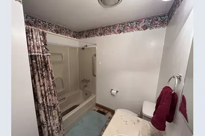 8859 W Helen Dr S, Magna, UT 84044 - Photo 10