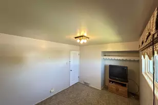 8859 W Helen Dr S, Magna, UT 84044 - Photo 14