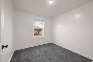 1558 S White Sage Dr, Santaquin, UT 84655 - Photo 10