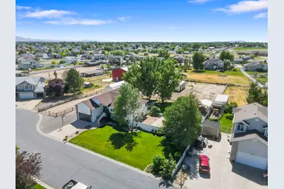 4379 S 3800 W, West Haven, UT 84401 - Photo 4