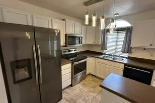 9511 S Fairway View Dr, Sandy, UT 84070 - Photo 1