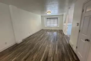 9511 S Fairway View Dr, Sandy, UT 84070 - Photo 12