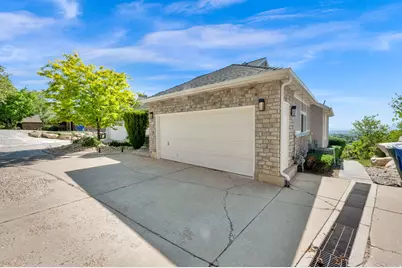 5057 S Ridgedale Dr, Ogden, UT 84403 - Photo 6