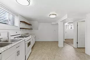 390 S 700 W, Provo, UT 84601 - Photo 14