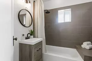 390 S 700 W, Provo, UT 84601 - Photo 12