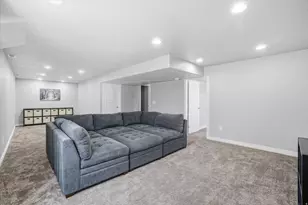 529 W 3100 S, Syracuse, UT 84075 - Photo 34