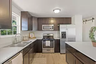 1005 E Violet Dr S, Sandy, UT 84094 - Photo 8
