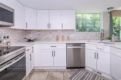 10101 S Wasatch Blvd, Sandy, UT 84092 - Photo 10