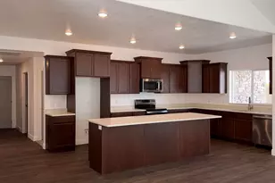 848 N 250 E, Tooele, UT 84074 - Photo 2