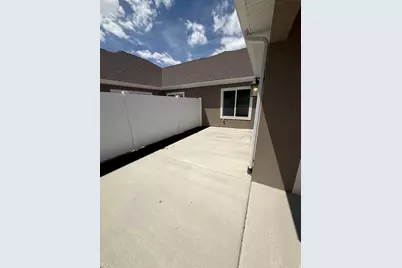 848 N 250 E #C, Tooele, UT 84074 - Photo 20
