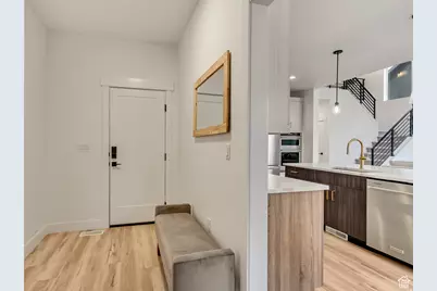 1457 W Russo Dr, Saratoga Springs, UT 84045 - Photo 10