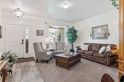 5461 W Woodcroft Ln, Herriman, UT 84096 - Photo 4