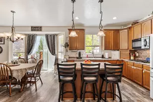 5461 W Woodcroft Ln, Herriman, UT 84096 - Photo 8
