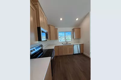 208 E 850 N #A, Tooele, UT 84074 - Photo 4