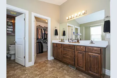 879 W Saddlebrook Dr, Kaysville, UT 84037 - Photo 28
