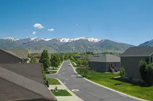 879 W Saddlebrook Dr, Kaysville, UT 84037 - Photo 10
