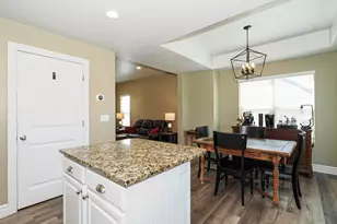 879 W Saddlebrook Dr, Kaysville, UT 84037 - Photo 22