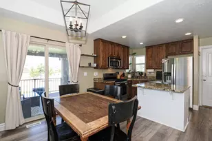 879 W Saddlebrook Dr, Kaysville, UT 84037 - Photo 18