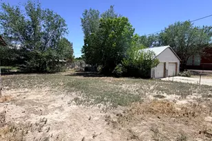 329 S Carbon Ave, Price, UT 84501 - Photo 4