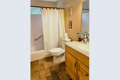 1037 E 1500 N, Layton, UT 84040 - Photo 22