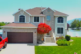 1037 E 1500 N, Layton, UT 84040 - Photo 4