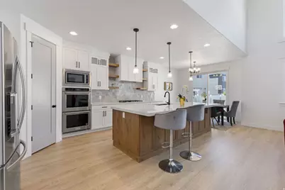 10938 S Glamis Dune Dr, South Jordan, UT 84009 - Photo 6