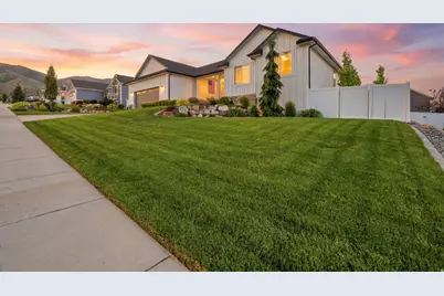1058 E 300 S, Smithfield, UT 84335 - Photo 6
