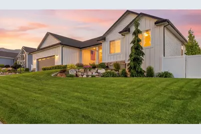 1058 E 300 S, Smithfield, UT 84335 - Photo 1