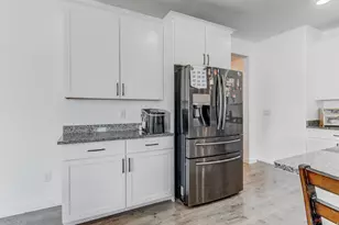 242 E Echo Ledge Dr, Saratoga Springs, UT 84045 - Photo 6
