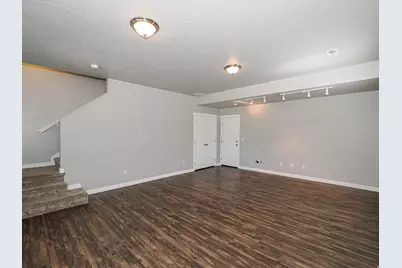 702 E 380 N, Vineyard, UT 84058 - Photo 6