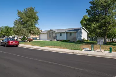 6452 W 3270 S, West Valley, UT 84128 - Photo 2