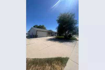 6452 W 3270 S, West Valley, UT 84128 - Photo 2