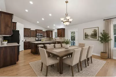 1302 W 2535 N, Clinton, UT 84015 - Photo 6