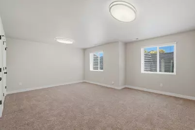 1302 W 2535 N, Clinton, UT 84015 - Photo 30