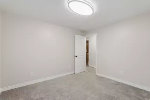 1302 W 2535 N, Clinton, UT 84015 - Photo 36