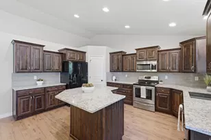1302 W 2535 N, Clinton, UT 84015 - Photo 14