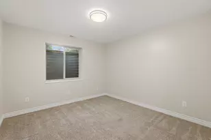 1302 W 2535 N, Clinton, UT 84015 - Photo 34