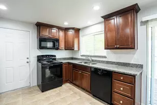 1414 E 275 N, Layton, UT 84040 - Photo 6