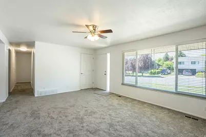 1414 E 275 N, Layton, UT 84040 - Photo 4