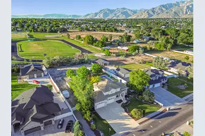 469 E 12000 S, Draper, UT 84020 - Photo 46