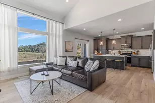 2773 W Lacewood Dr S, Salt Lake City, UT 84129 - Photo 8
