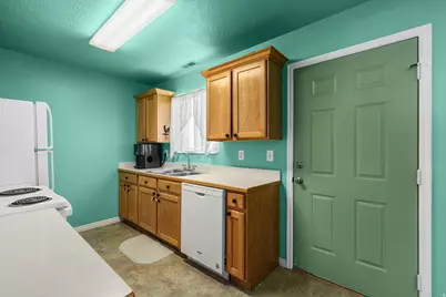 314 E 1000 N, Spanish Fork, UT 84660 - Photo 18