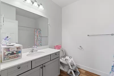752 N Favreau Ln #V201, Saratoga Springs, UT 84045 - Photo 20